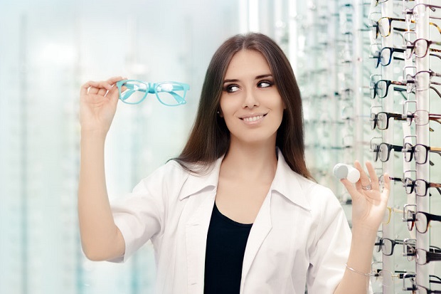 Are Glasses and Contact Prescriptions the Same?