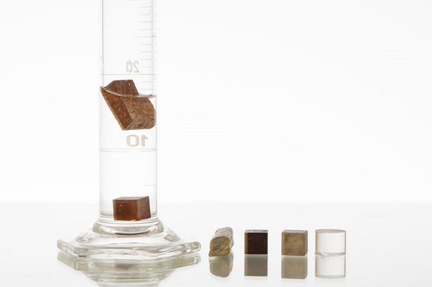 How Much Does Water Weigh - Density