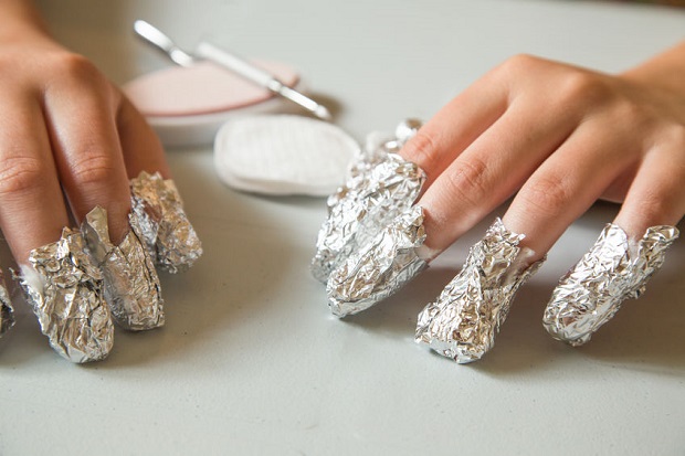 How To Remove Acrylic Nails With Aluminum Foil Sophisticated Edge