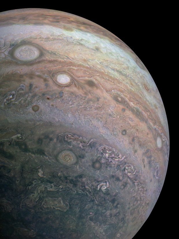Jupiter's Racing Stripes
